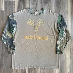 Vintage Ducks Unlimited T-Shirt Men's Size XL Long Sleeve Camo Hunting 1990s